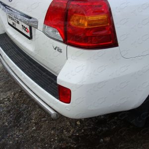 Защита задняя (центральная) 75х42 мм для TOYOTA Land Cruiser 200 2012-2015