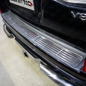 Накладка на задний бампер (лист шлифованный) для TOYOTA Land Cruiser 200 EXCALIBUR 2017-